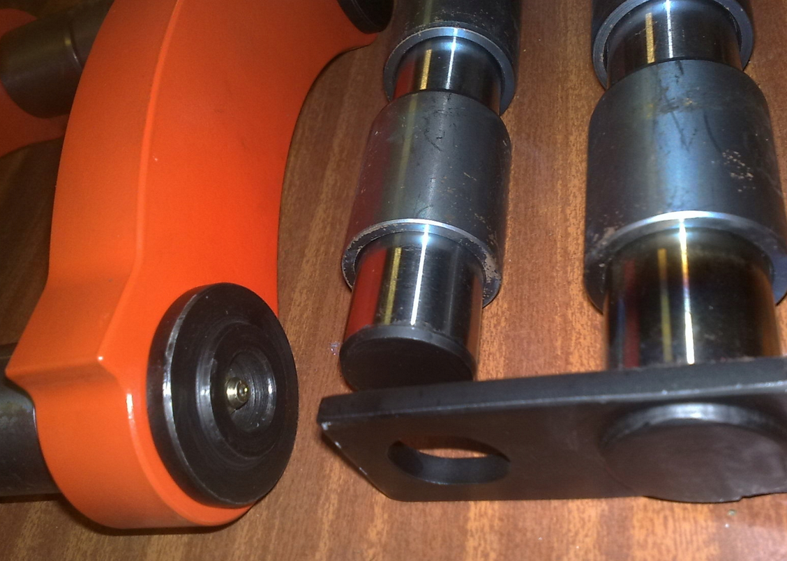 STIFTE + BUCHSEN + ANSCHLÜSSE KUBOTA KX41-3 EIMER Reparatursatz Eimerschließmechanismus