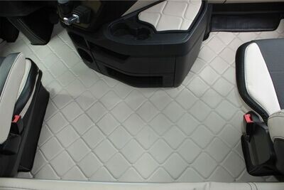 Handmade Mercedes Actros MP4 Fußmatten Teppich komplett Set Leder Beige komplett Set mit Türverkleidung Griff Starter Set