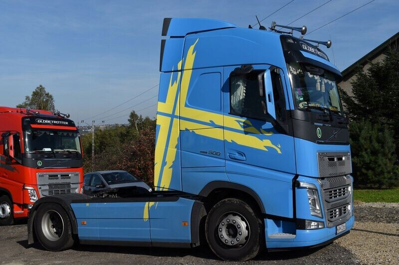 AUFKLEBER Fahrzeugbeschriftung VOLVO FH 12 13 16 KREUZ Set 3 AUFKLEBER Fahrzeugbeschriftung VOLVO FH 12 13 16 KREUZ Set 3