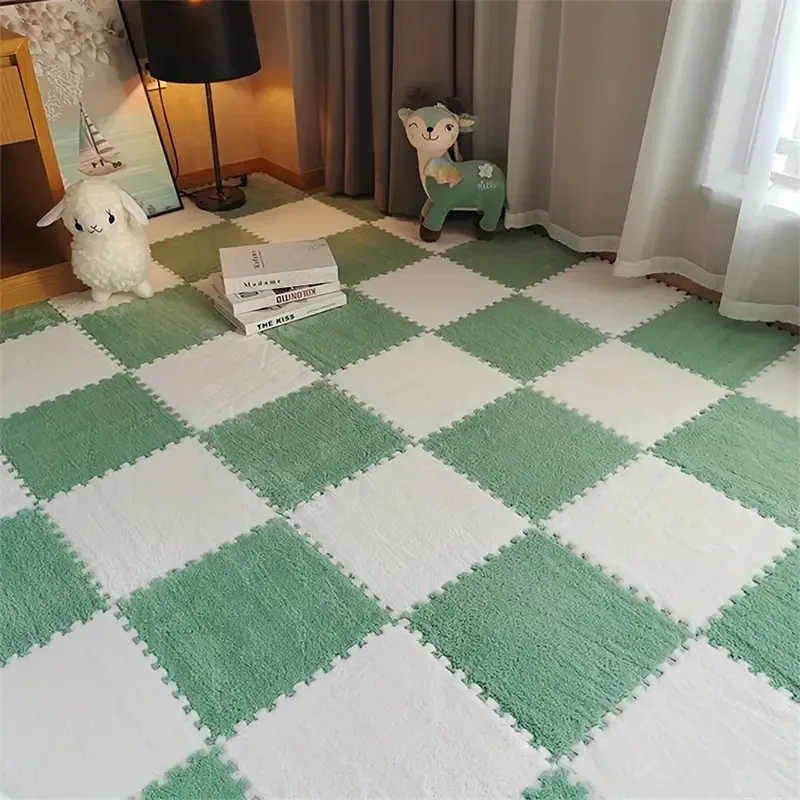 12-teilige Packung Verdickter Spleißteppich Perfekt für Schlafzimmer, Wohnzimmer, Camping und mehr 30x30cm Weiss / Grün 12-teilige Packung Verdickter Spleißteppich Perfekt für Schlafzimmer, Wohnzimmer, Camping und mehr 30x30cm Weiss / Grün
