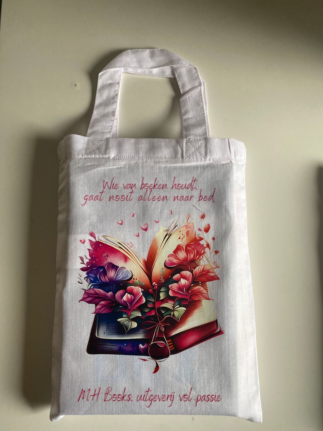 Boekentasje 'Wie van boeken houdt...'