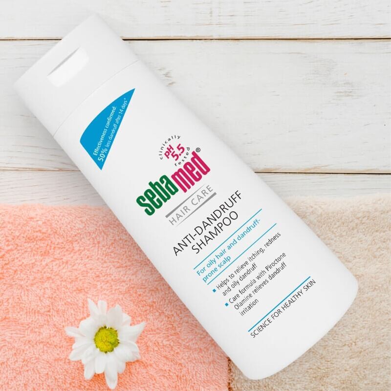 Лечебный Шампунь против перхоти и для ухода за волосами Sebamed Hair Care Anti Dandruff Shampoo 400 мл