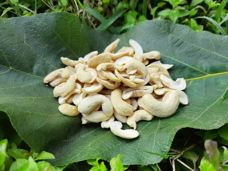 Cashew Nut, Split (Wild) ಗೋಡಂಬಿ Cashew Nut, Split (Wild) ಗೋಡಂಬಿ