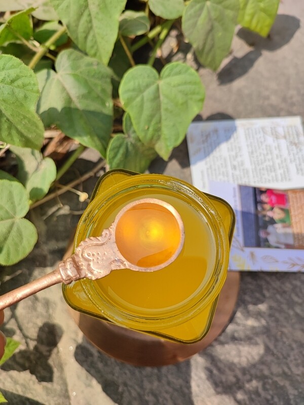 Desi Cow Ghee (ದೇಸಿ ಆಕಳ ತುಪ್ಪ)