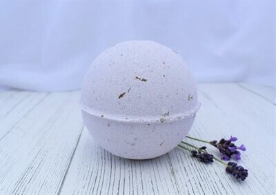 Lovely Lavender Large Bath Bomb