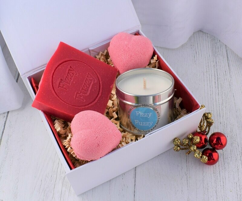 Christmas Cranberry  Pampering Gift Set