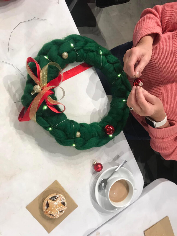 Beginners Chunky knit Christmas Wreath workshop With Lunch at The Royal Oak, Cullen