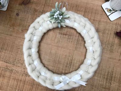 Beginners Chunky knit Christmas Wreath at Benriach Distillery, Elgin Beginners Chunky knit Christmas Wreath at Benriach Distillery, Elgin