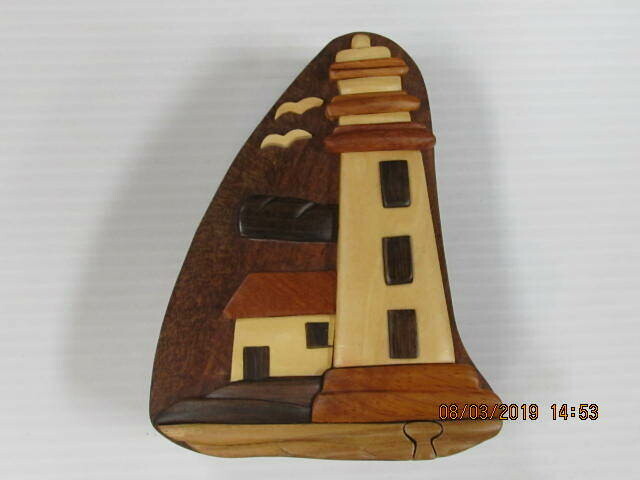 WOODEN HANDCARVED LIGHT HOUSE