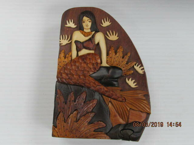 WOODEN PUZZLE REAL MERMAID BOX