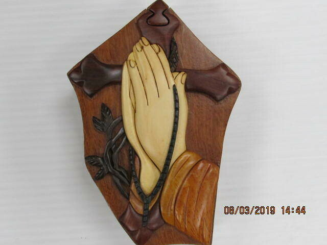 PRAYING HAND PUZZLE BOX
