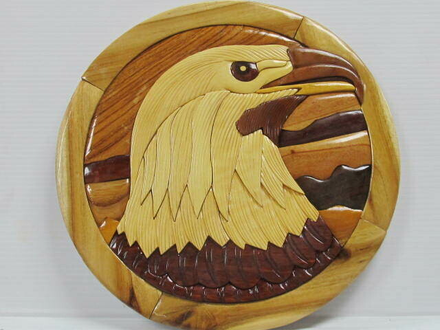 INTARSIA AMERICAN EAGLE HEAD