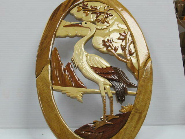 AN AMERIAN  INTARSIA HERON BIRD WALL PLAQUE