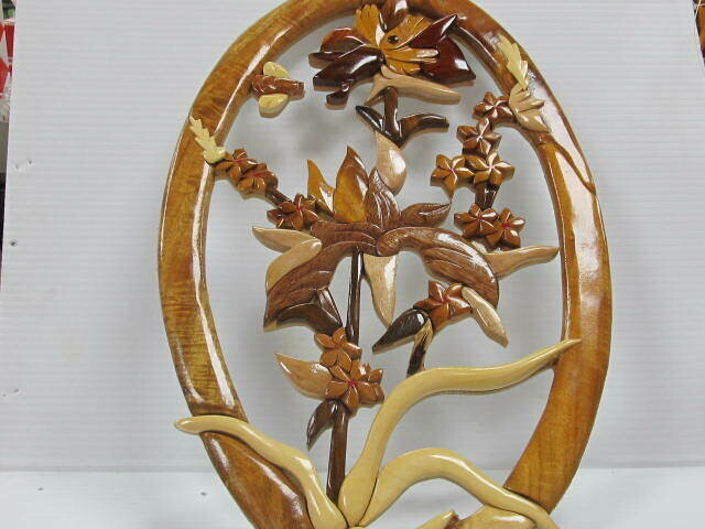LILY FLOWER INTARSIA WALL PLAQUE