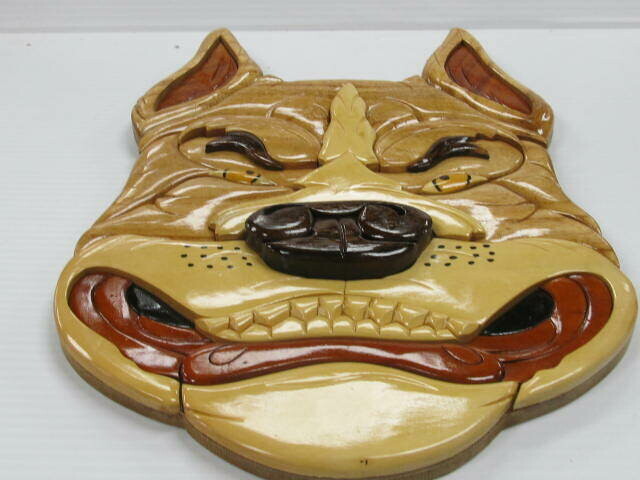 PITT BULL  HAPPY FACE INTARSIA WALL