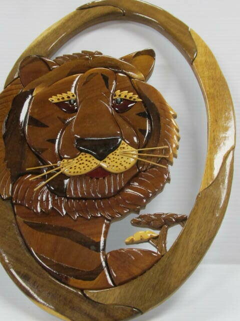 TIGER HEAD INTARSIA WALL PLAQUE