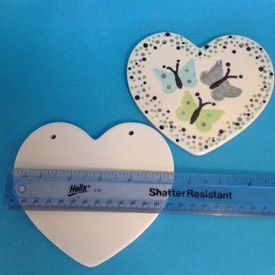 Heart plaque - medium, 2 holes