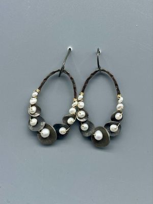 Pearl Lilypad Oval Earrings