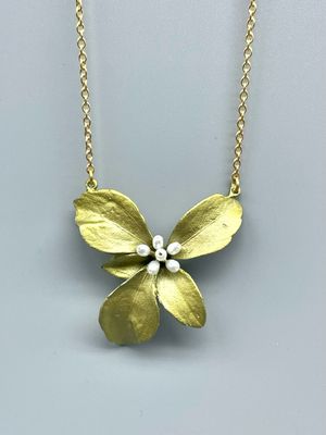 Pachysandra Pendant Necklace