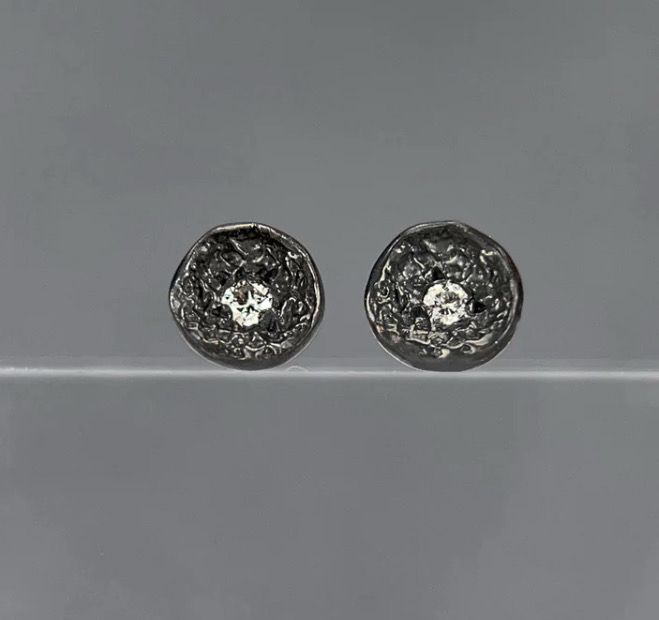 Mini Lava Shell Diamond Posts