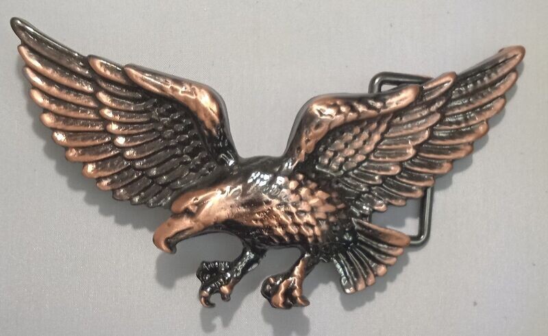 Aguila Cobre Ceniza