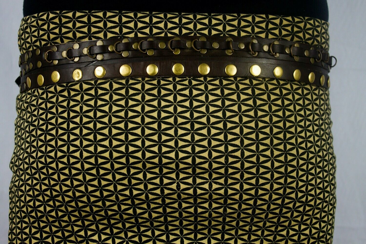 CINTURÓN DE CUERO ARTESANAL
