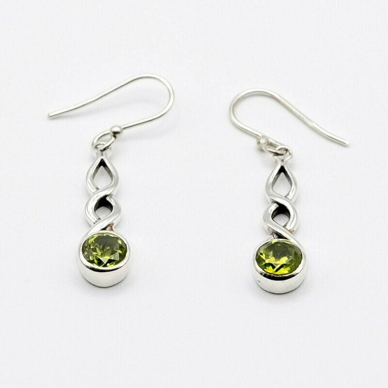 PENDIENTES DHATRI PERIDOTO