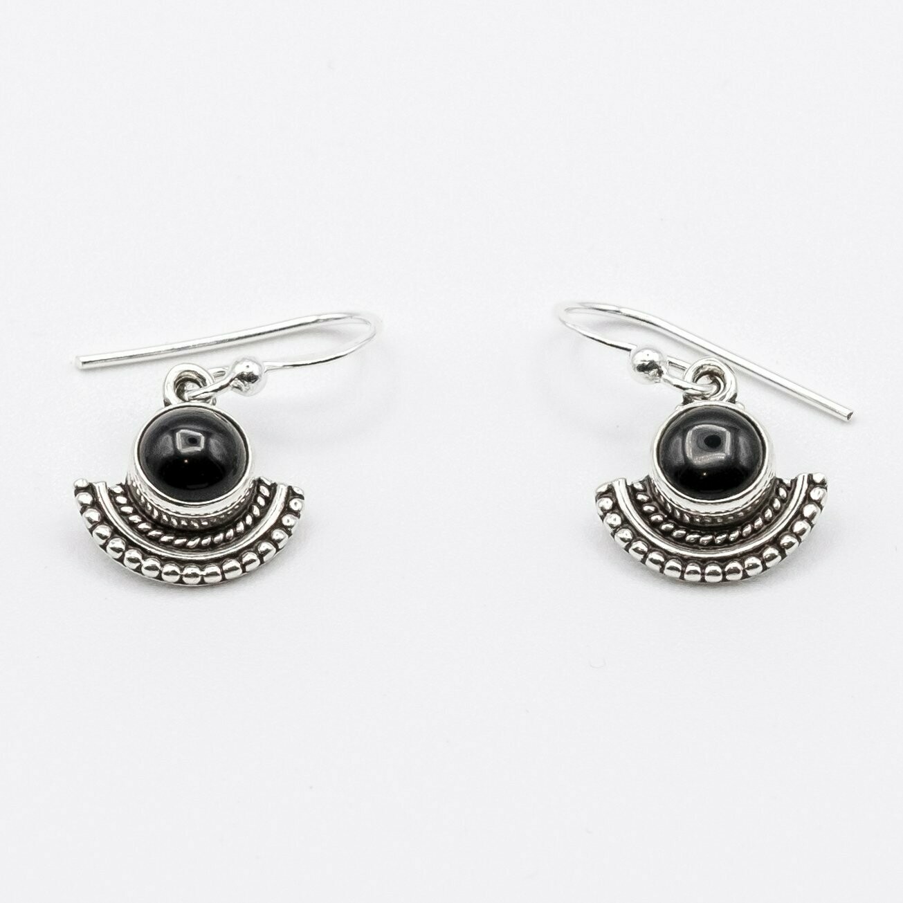 PENDIENTES DRAUPADI ÓNIX NEGRO