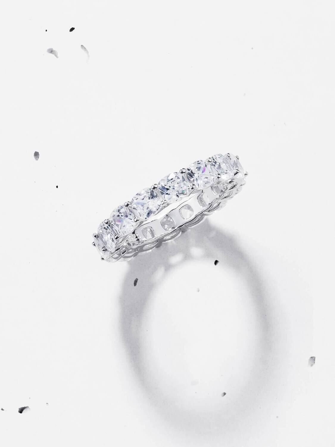 PRINCESS RING