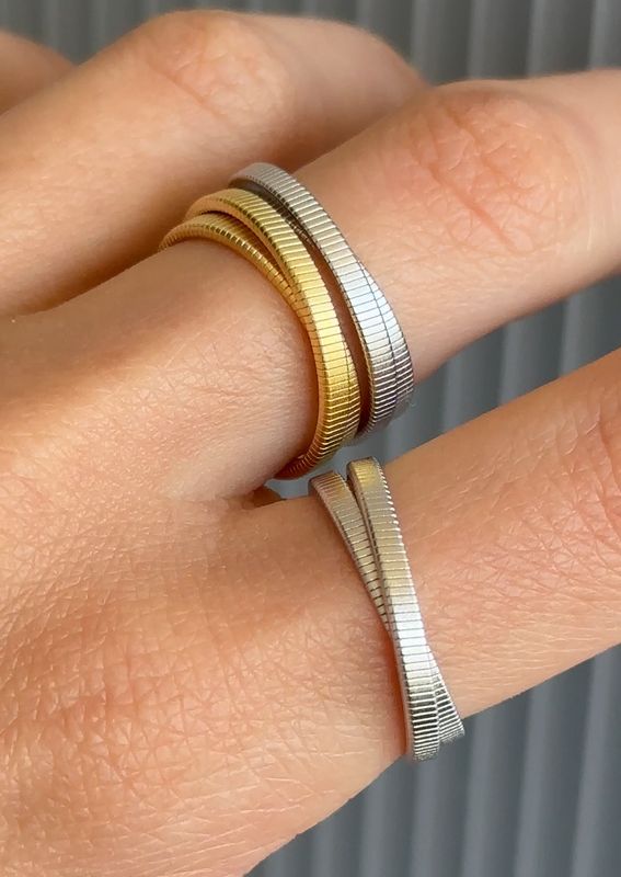INFINITY RING