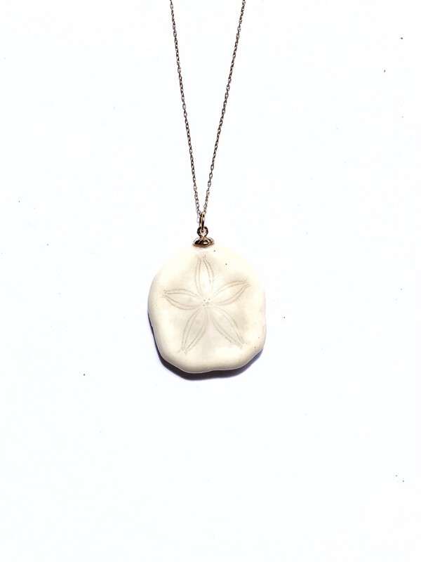 Pansy Shell Necklace | Gold plated