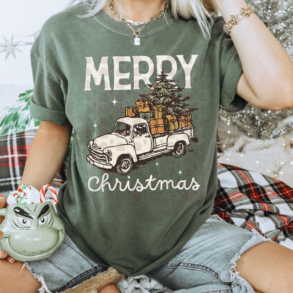 Vintage Merry Christmas Truck