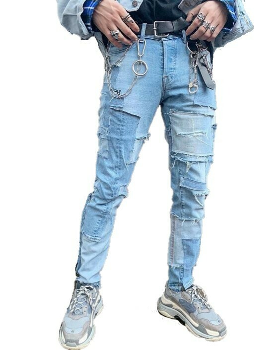 Jeans Azul claro con cadenas