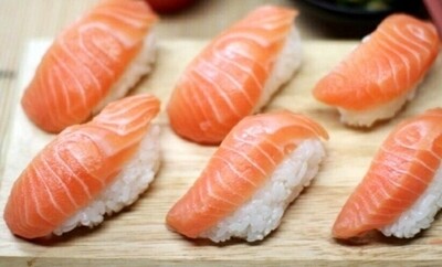 Gluten Free - Atlantic Salmon Nigiri (6 pcs)
