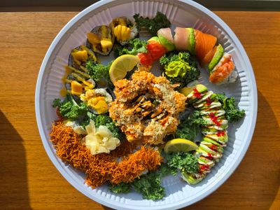 Special Roll Tray (Serves 2-3)