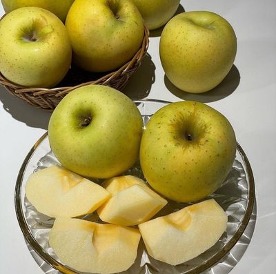 Pomme chanteclerc cat1 (le kg)