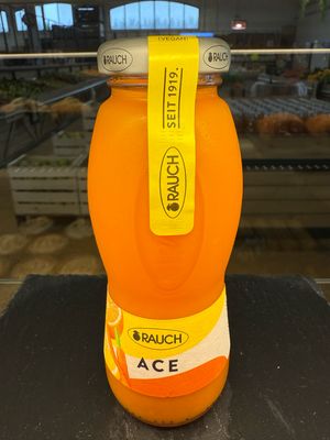 Jus de carotte orange