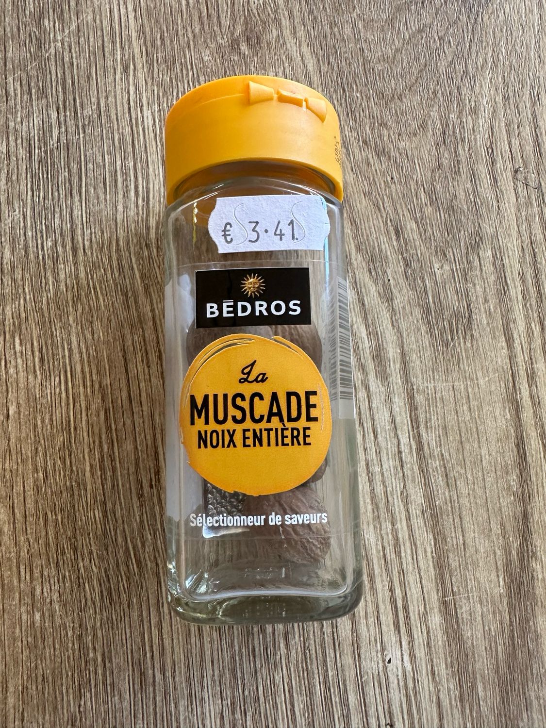 Muscade noix entière