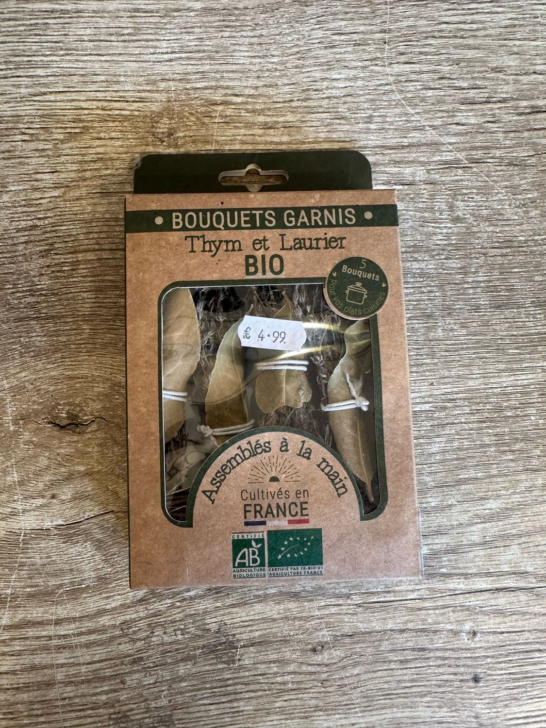 5 Bouquet garnis thym et lauriers