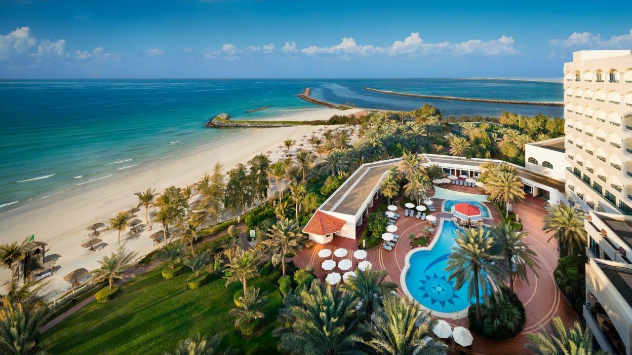 Ajman Hotel *****