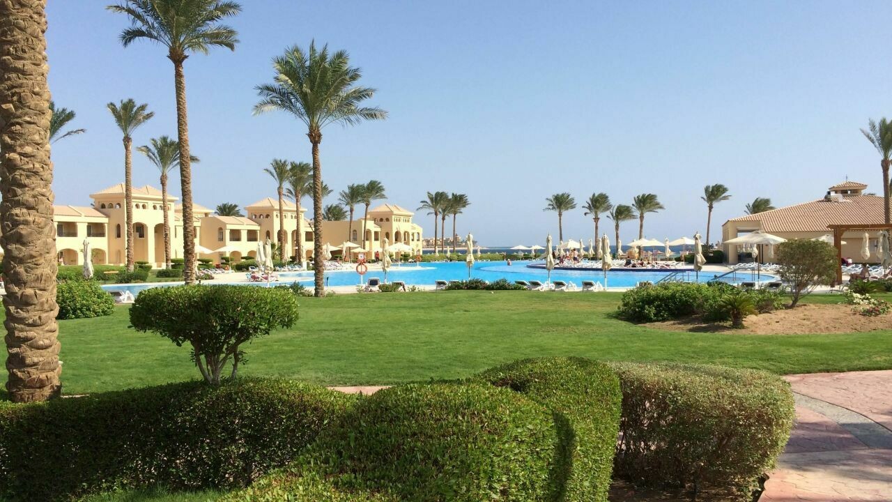 Cleopatra Luxury Beach Resort Makadi Bay *****