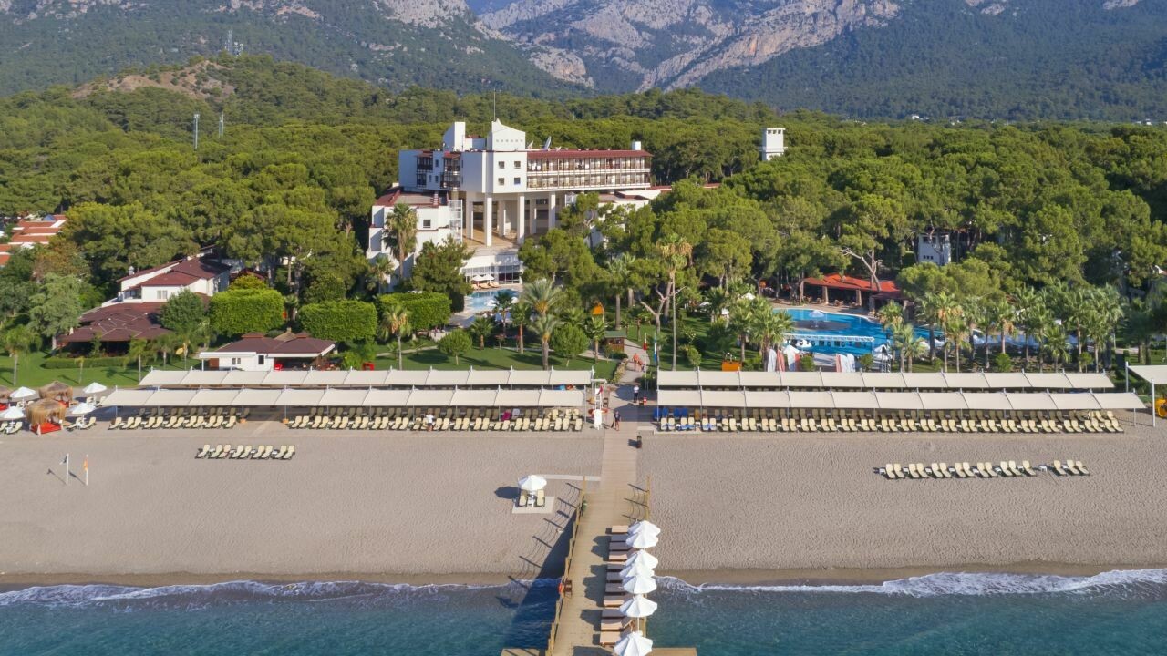 Seven Seas Hotel Life *****