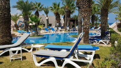 Oasis Marine Club Hotel ***