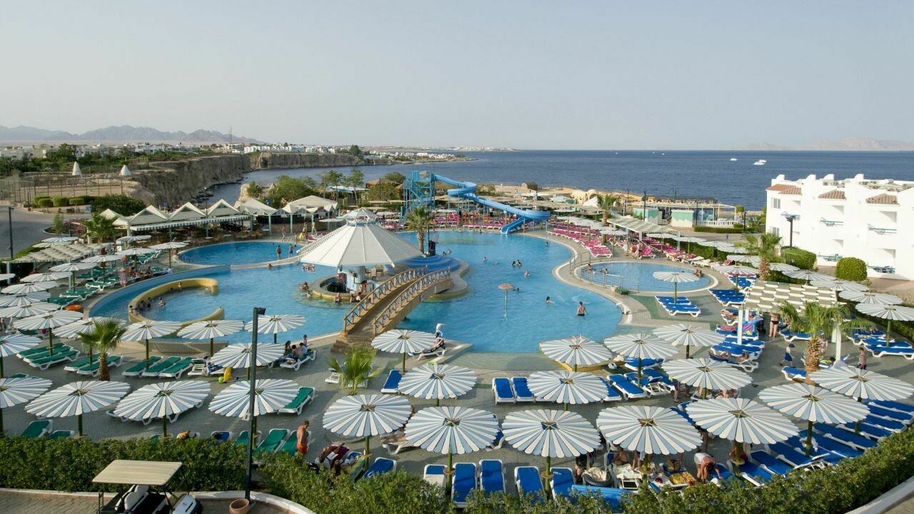 Dreams Beach Resort *****