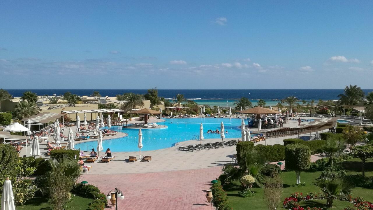 The Three Corners Fayrouz Plaza Beach Resort ****