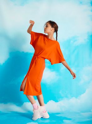 Monica Dress in red lyocell