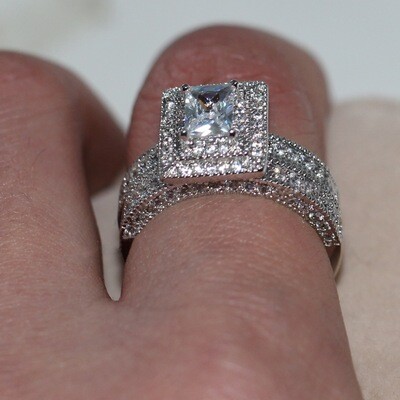 Zircon Luxury Double-Layer Ring