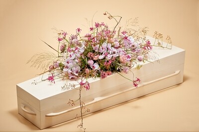 Bloemen voor op de kist →