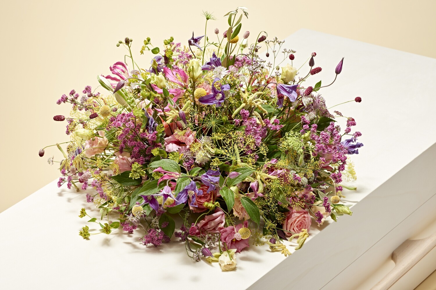 Biedermeier Contrast