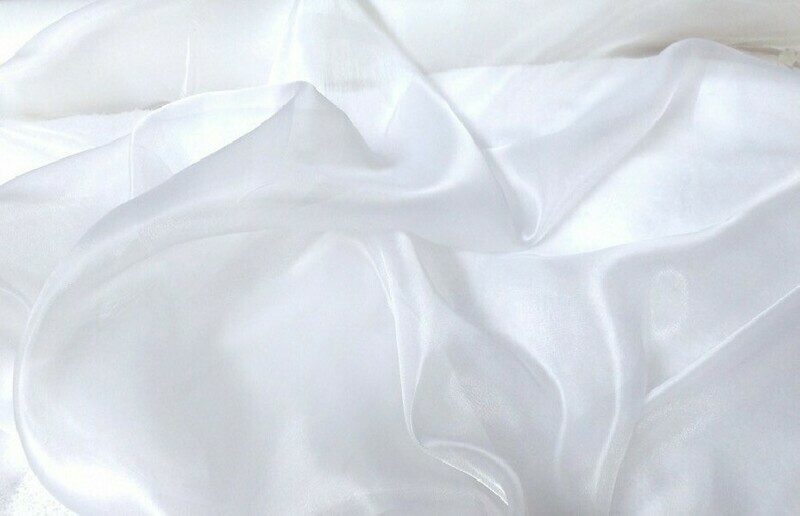 Tenture blanche organza de 6 x 1,5m
